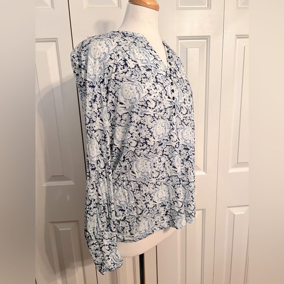 EUC Lucky Top Size Large - Picture 3 of 4